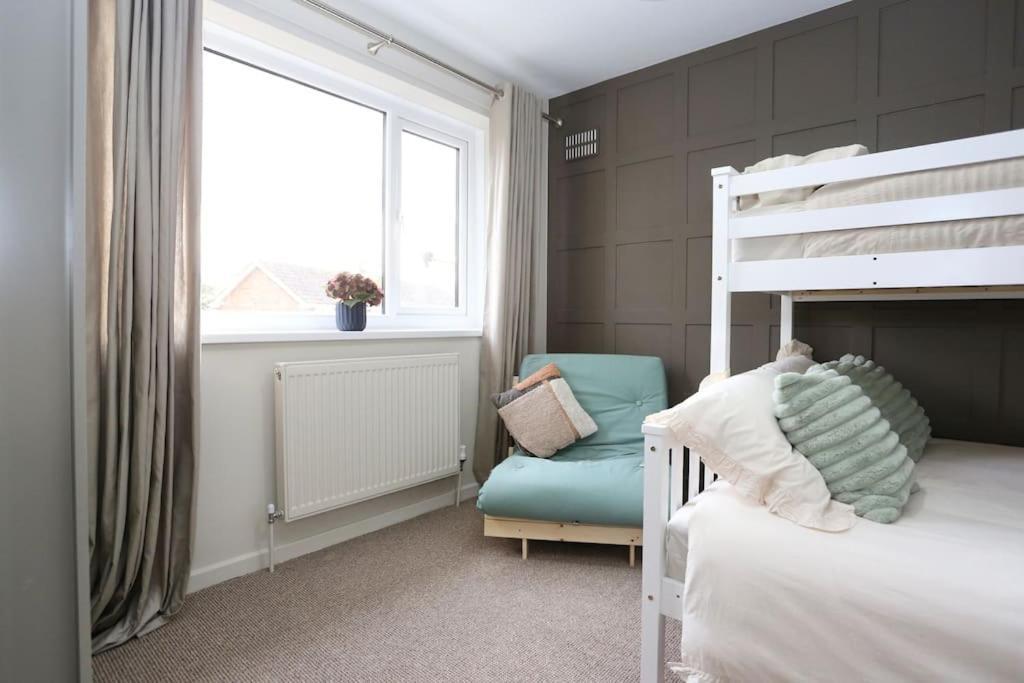 Vakantiehuis Xxbrand Newxx Sleeps 8, Stylish Japandi House Blackpool